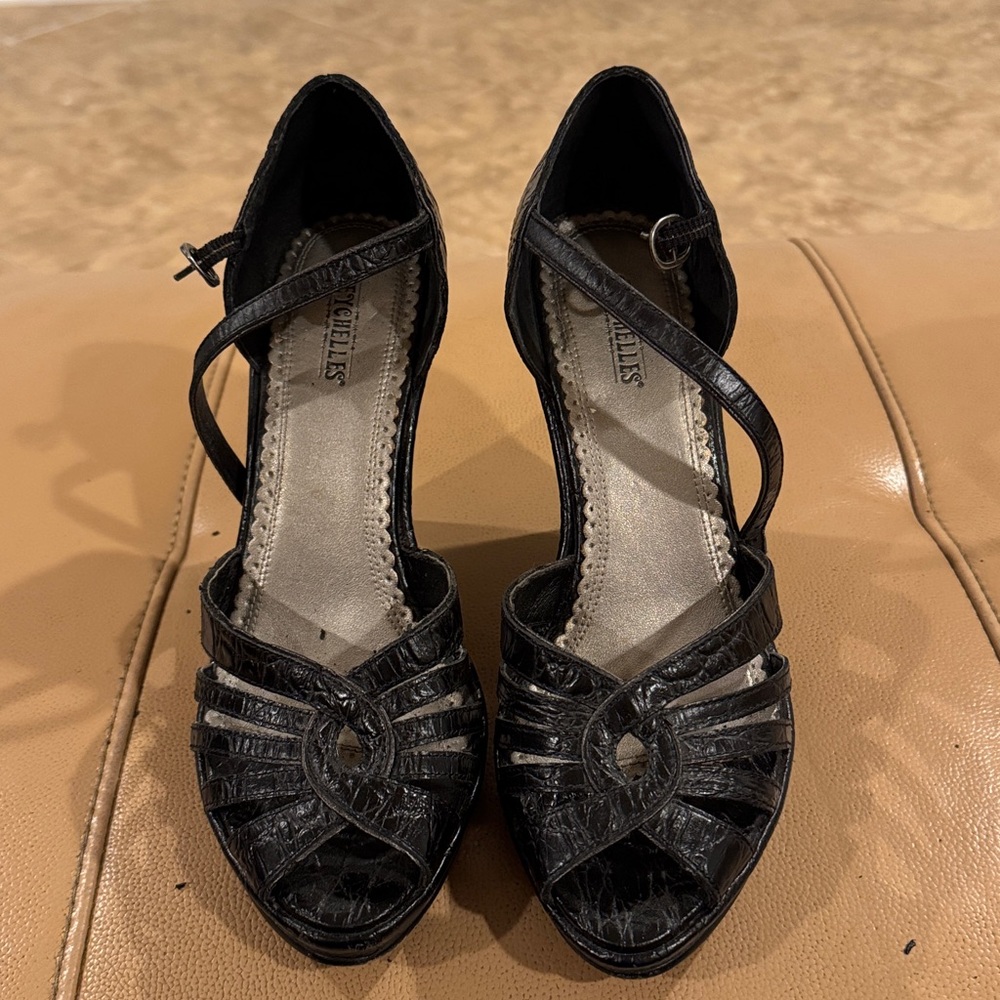 SEYCHELLES Black LEATHER Strappy Heels - Picture 1 of 7